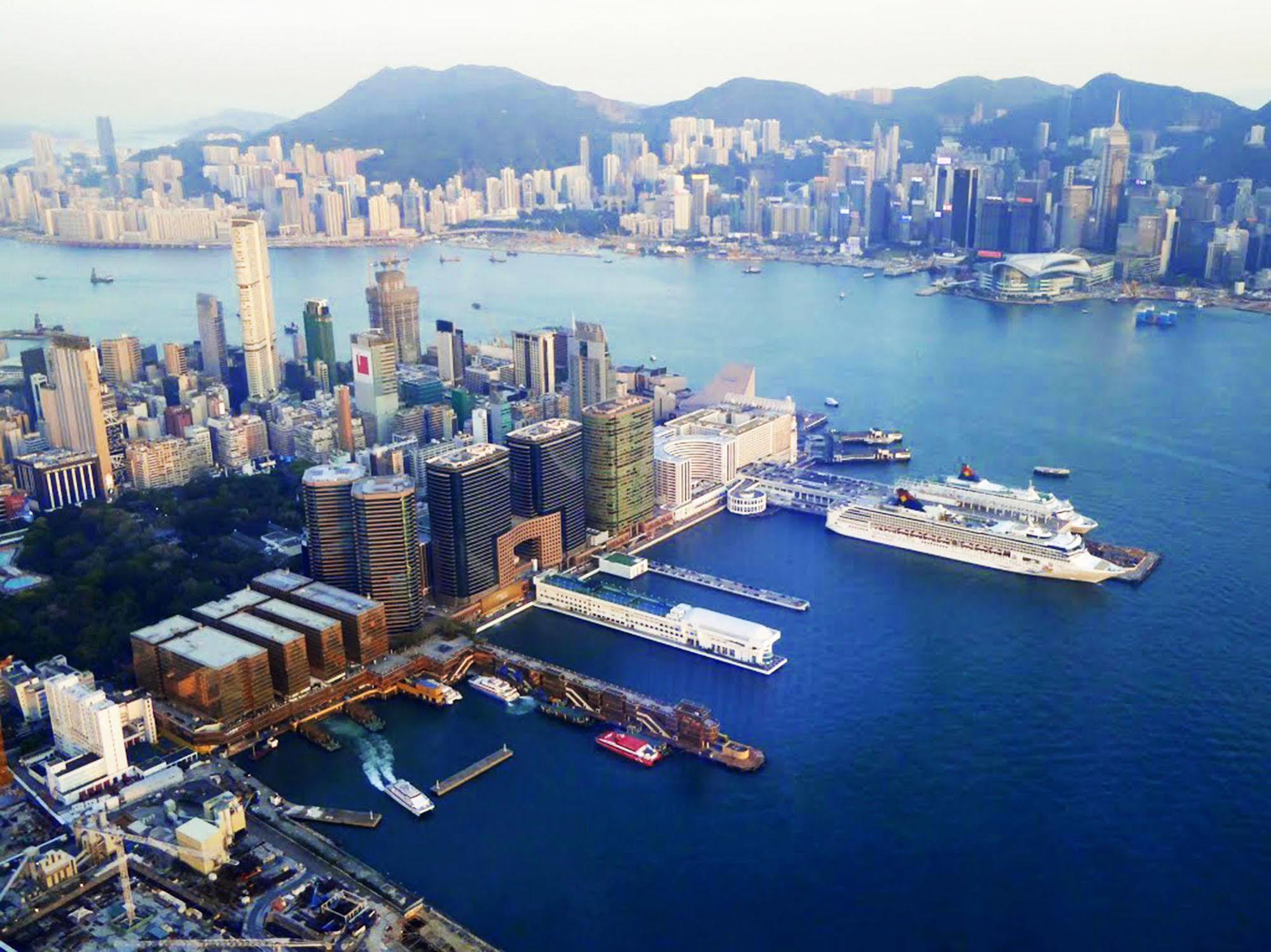Day And Night Hostel Block D 10Th Floor Hong Kong Exterior photo